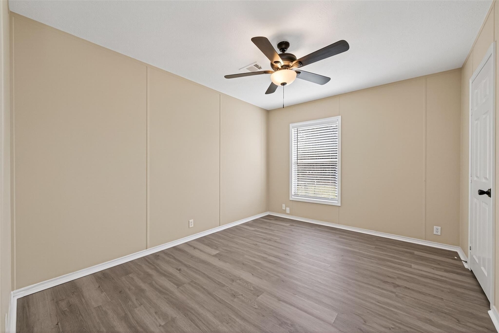 15933 W Relza Drive - Photo 22