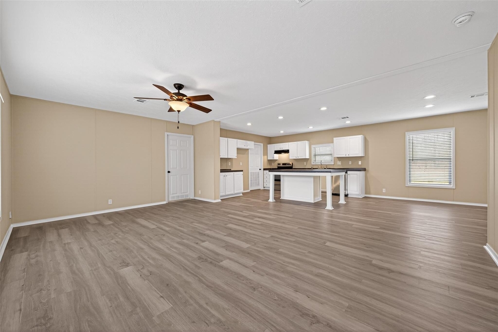 15933 W Relza Drive - Photo 5