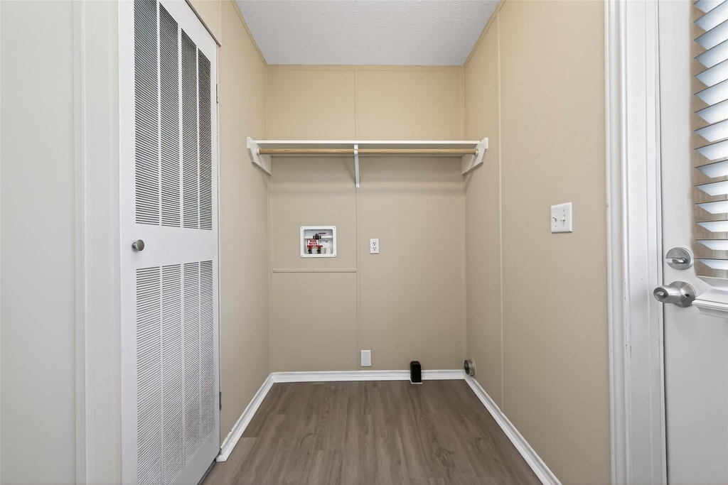 15933 W Relza Drive - Photo 13