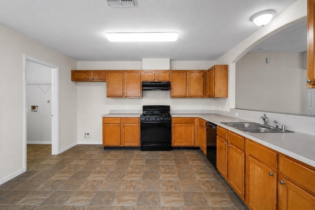 6631 Portlick Drive - Photo 8