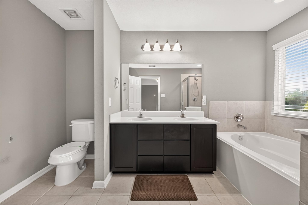 8932 Hollister Commons Lane - Photo 35