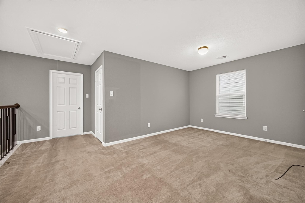 8932 Hollister Commons Lane - Photo 19