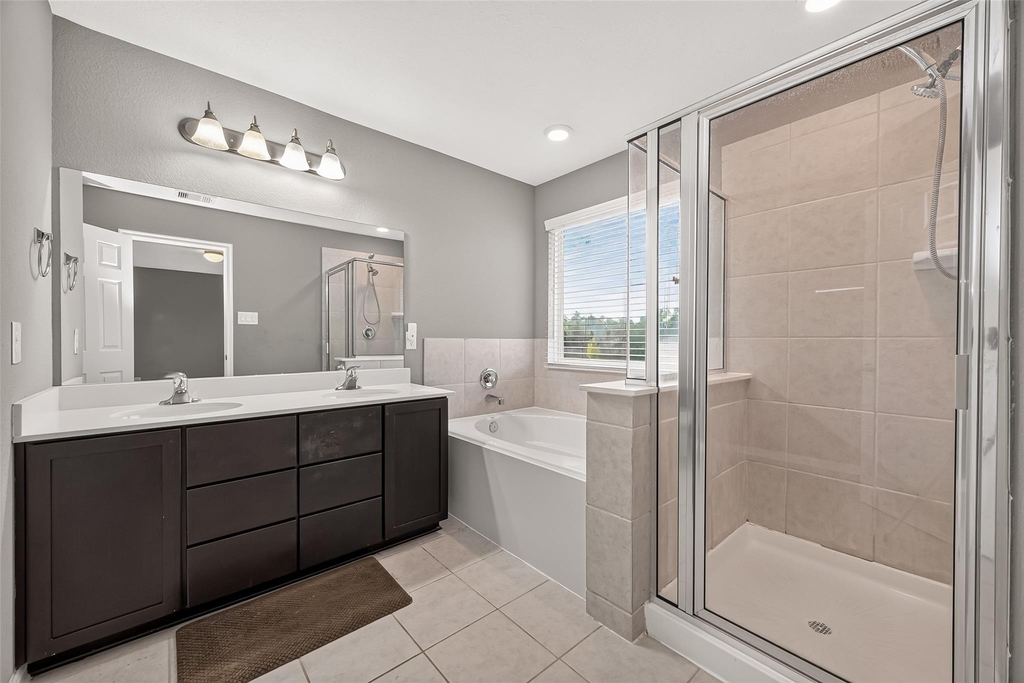 8932 Hollister Commons Lane - Photo 34