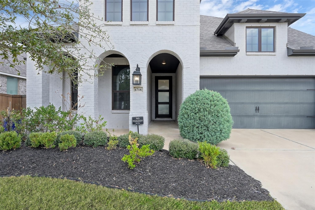 6718 Waxbill Road - Photo 4