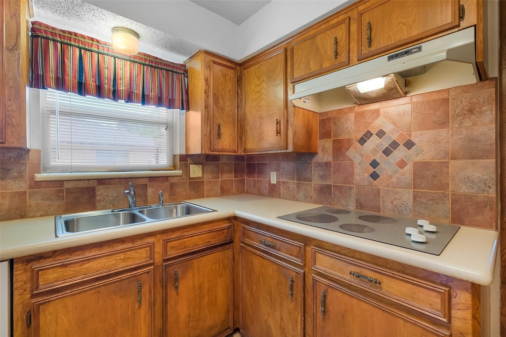 2015 Tanglelane Street - Photo 8
