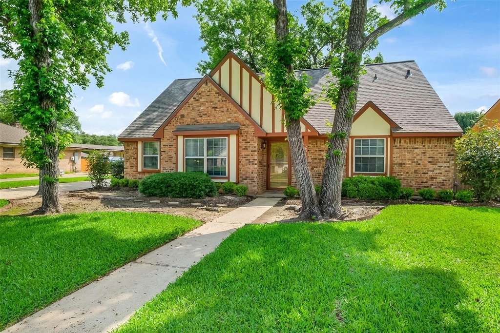 2015 Tanglelane Street - Photo 1