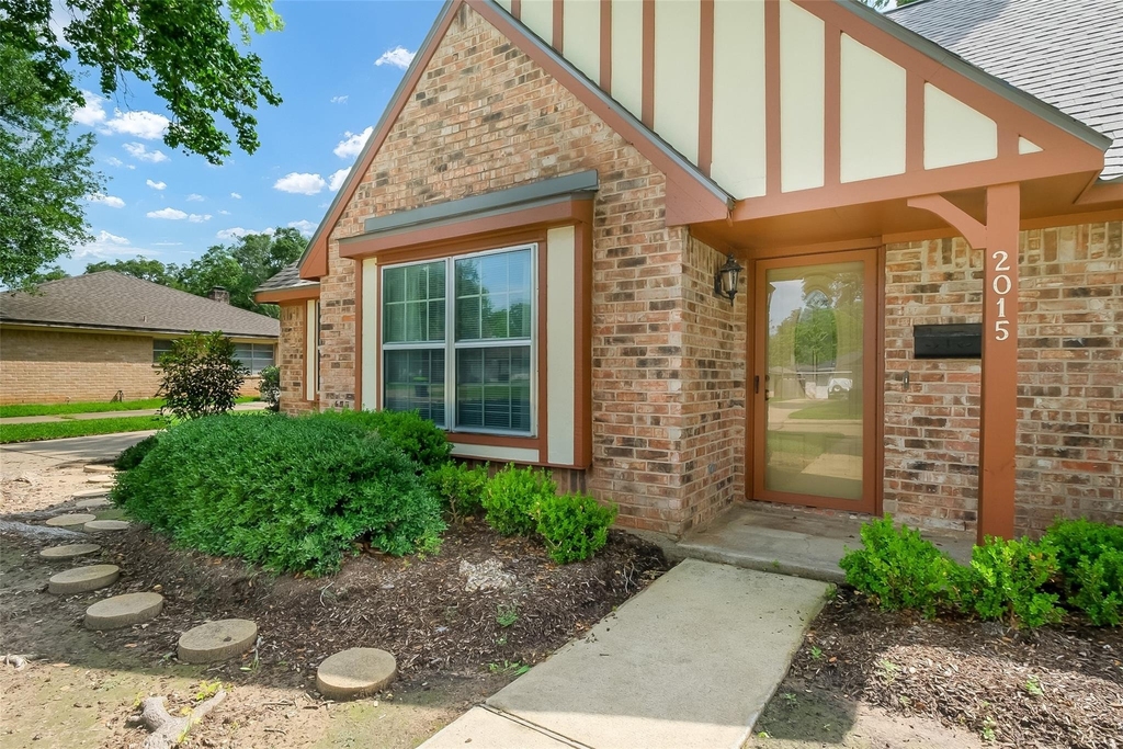 2015 Tanglelane Street - Photo 2