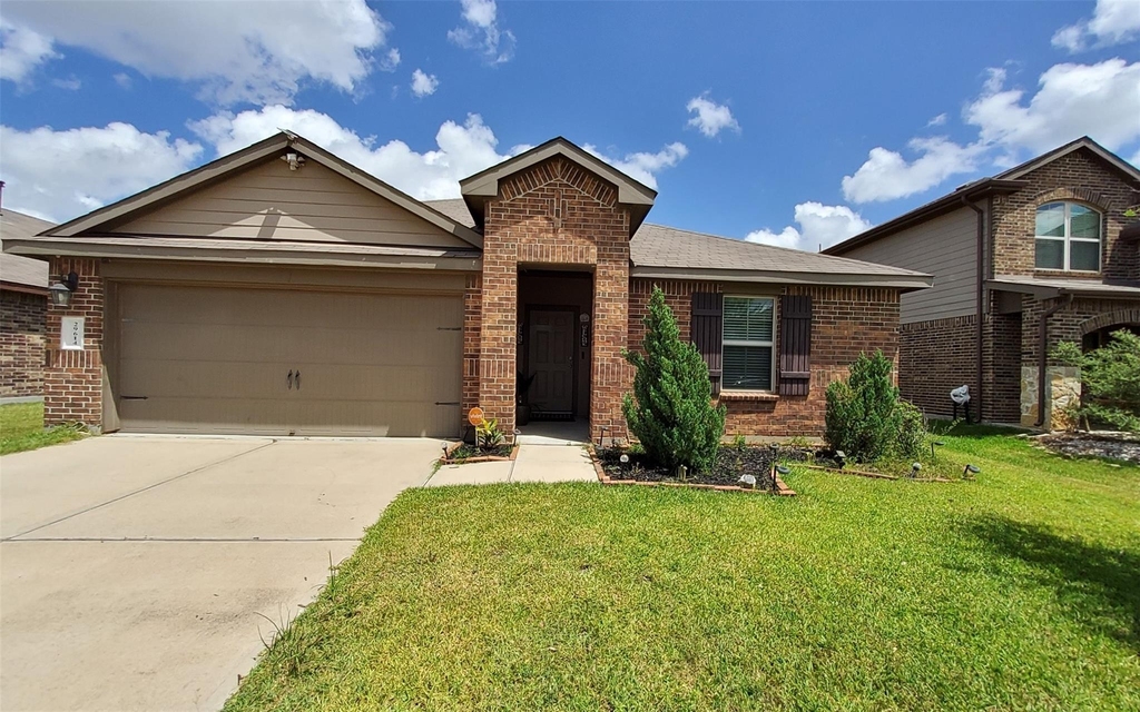 29614 Kettle Creek Court - Photo 0