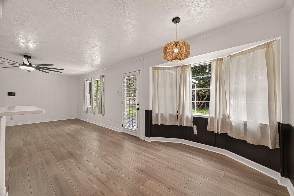 4122 Donerail Drive - Photo 3