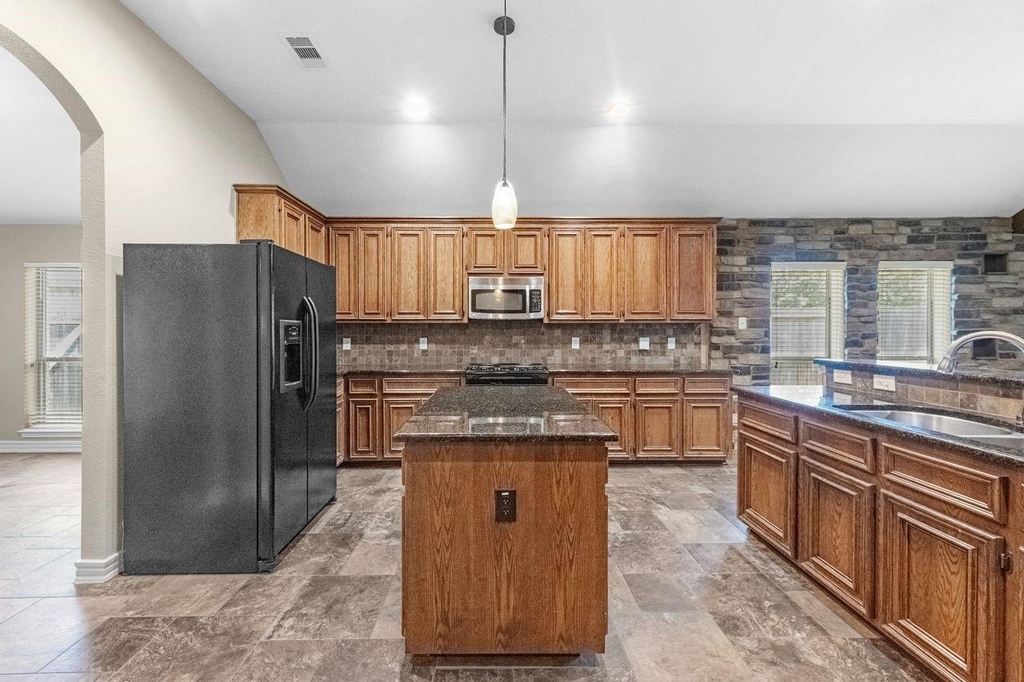 27723 Amy Willow Lane - Photo 9
