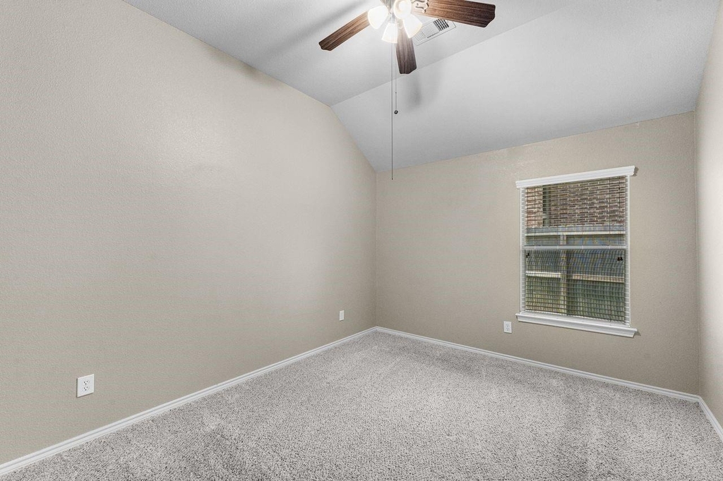 27723 Amy Willow Lane - Photo 16