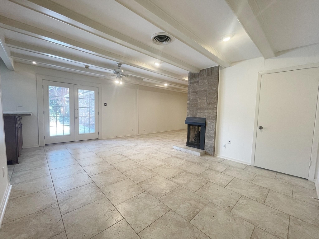 9655 Meadowcroft Drive - Photo 3