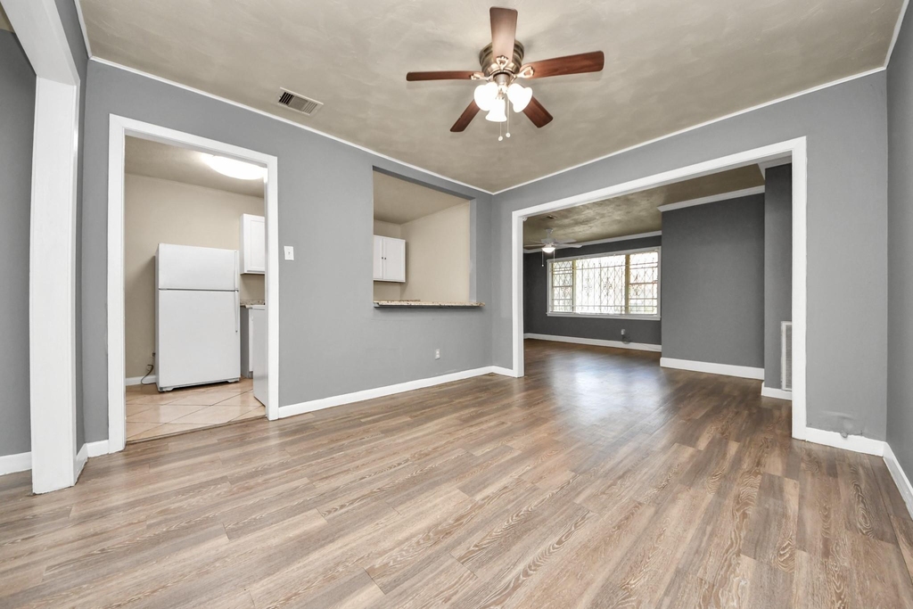 3214 Tuam St - Photo 8