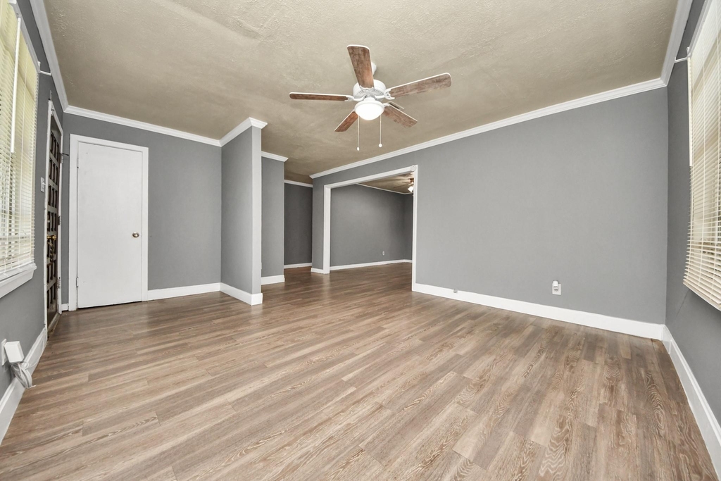 3214 Tuam St - Photo 4