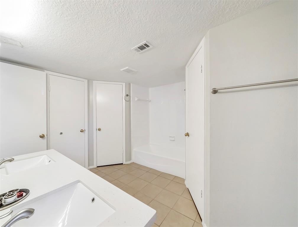 10827 Sugar Hill Drive - Photo 16
