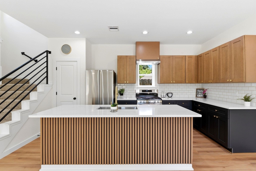 6113 Haight Street - Photo 11