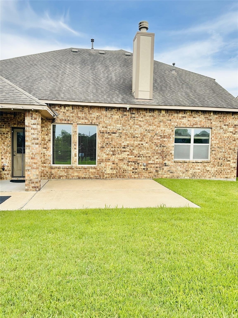 4423 Fenetre Forest Street - Photo 6