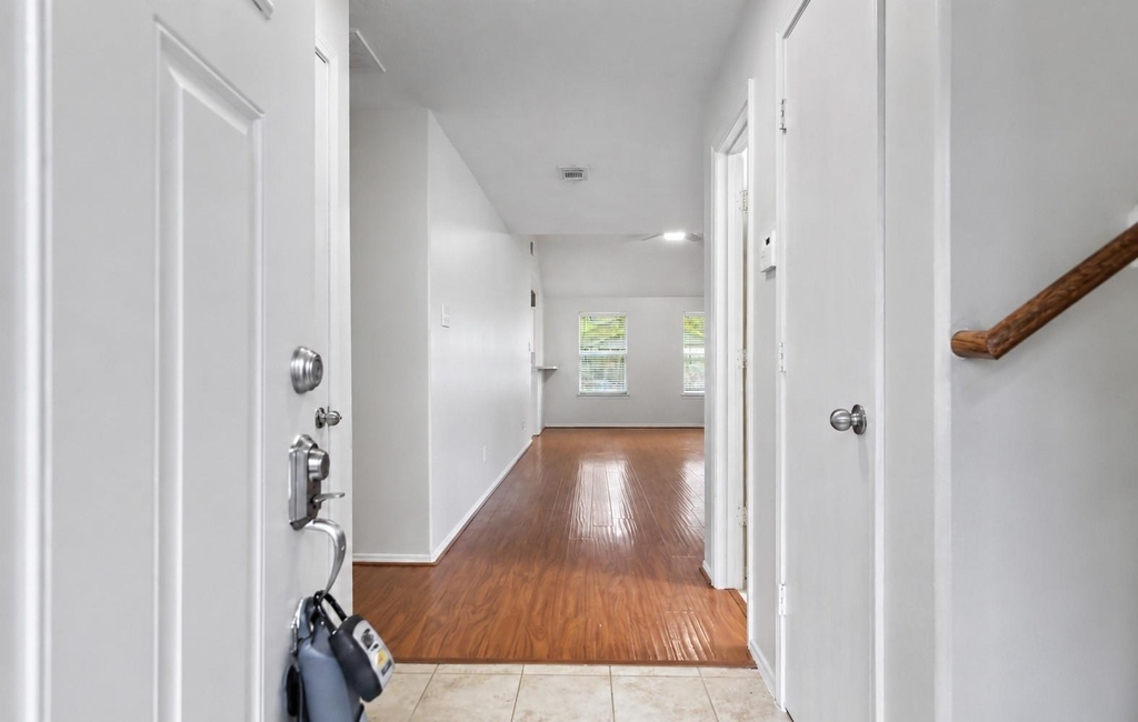 6 Thicket Grove Place - Photo 5
