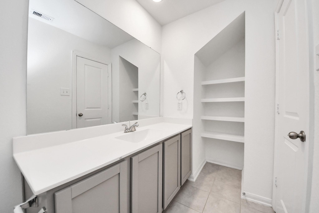 4919 Fairwater Court - Photo 20