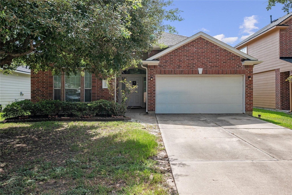 21314 Bella Flora Court - Photo 0