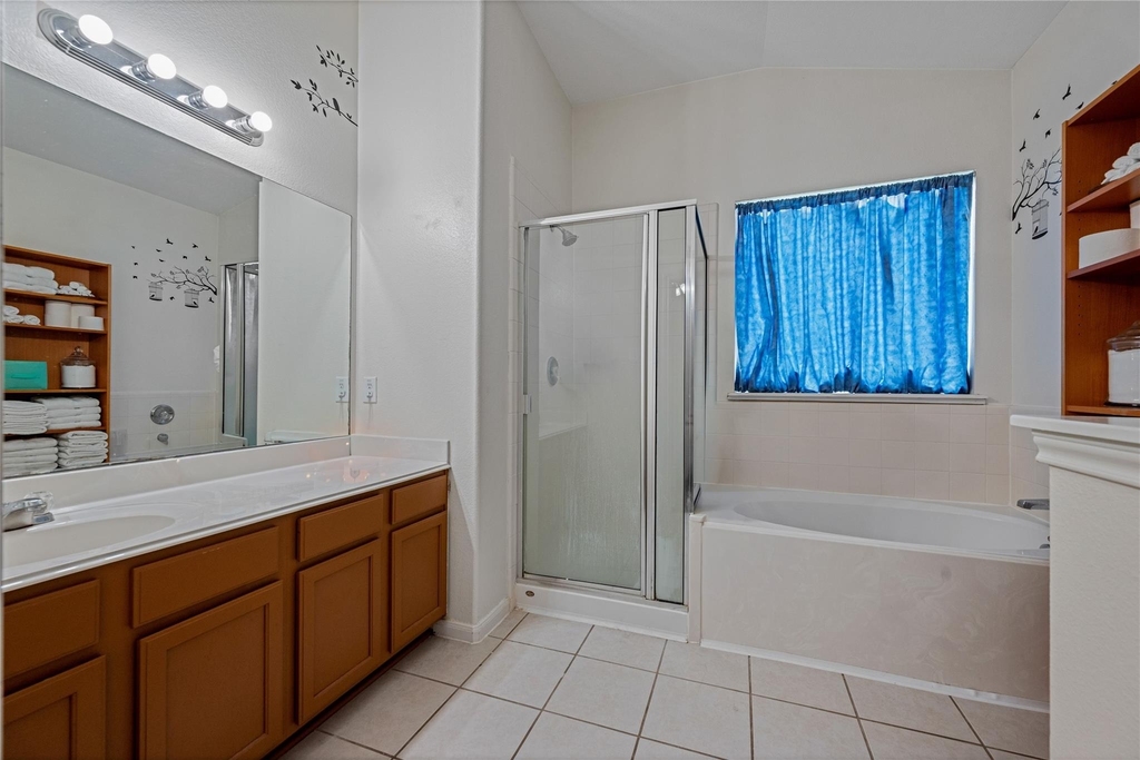 21314 Bella Flora Court - Photo 13