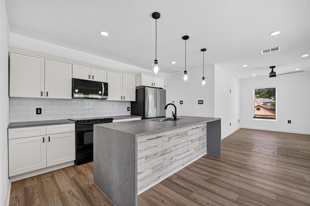 3701 Hutchins Street - Photo 13