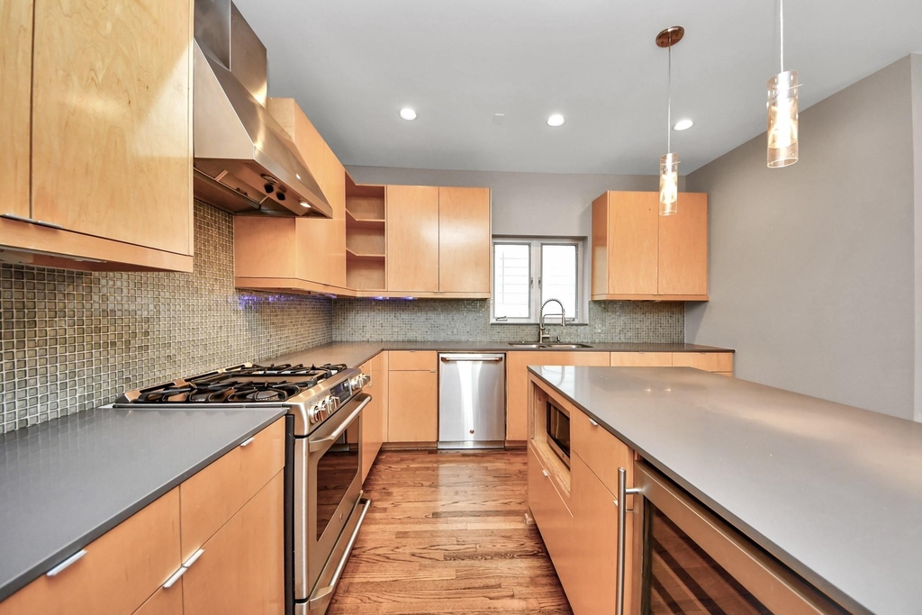 1823 Southmore Boulevard - Photo 11