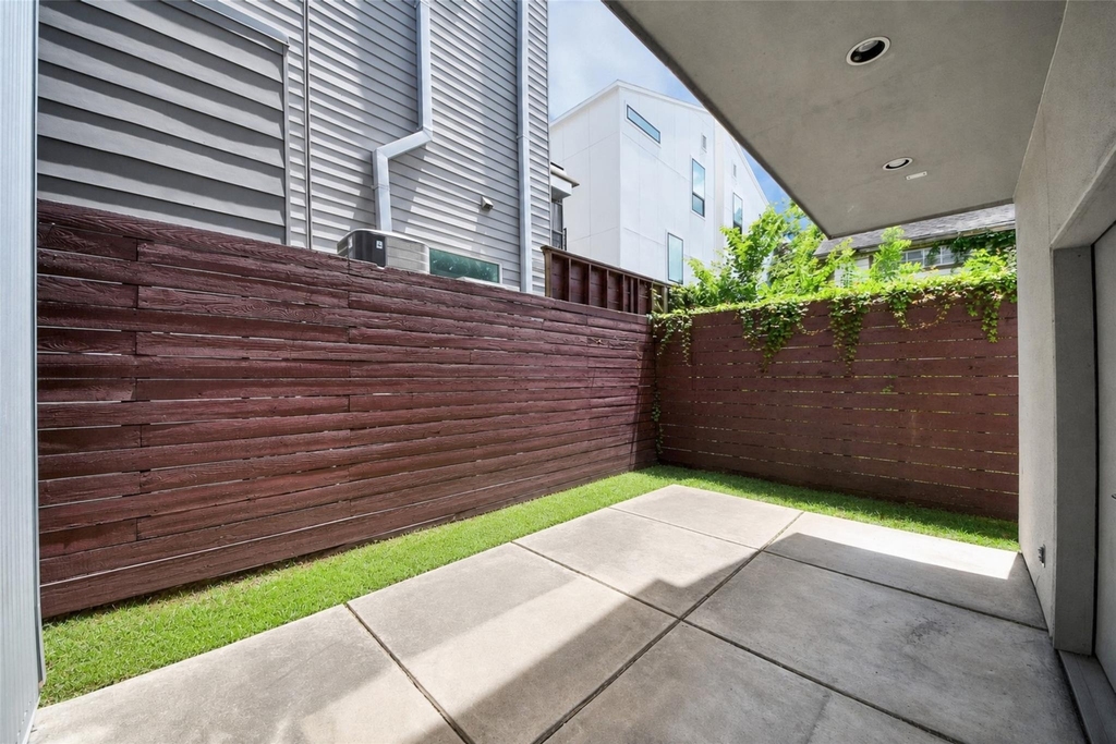 1823 Southmore Boulevard - Photo 8