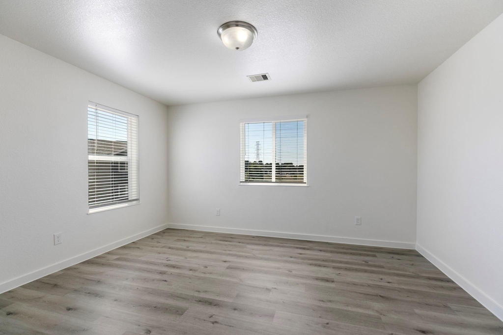 21155 Gosling Road - Photo 15