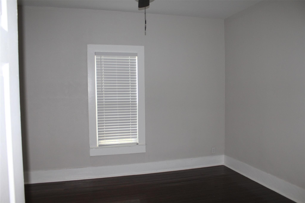402 Granberry Street - Photo 11