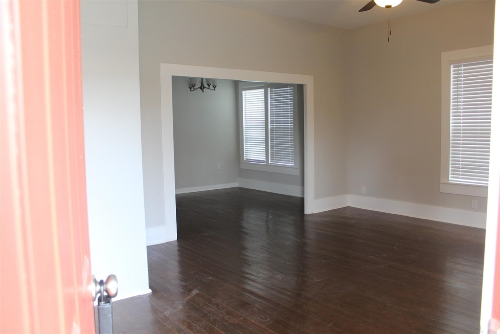 402 Granberry Street - Photo 1