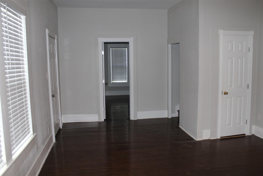 402 Granberry Street - Photo 8