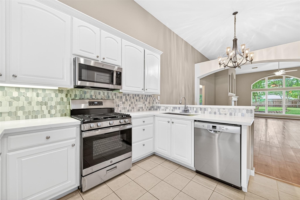 1514 Melissa Drive - Photo 7