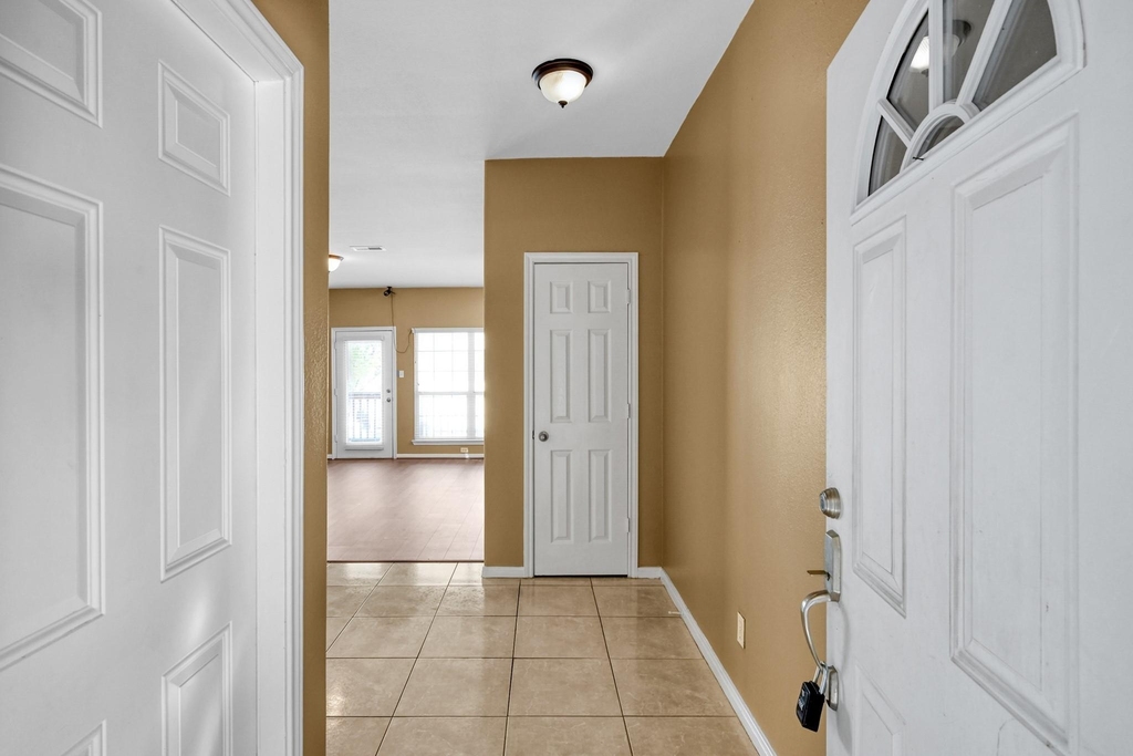172 Binnacle Ct - Photo 3