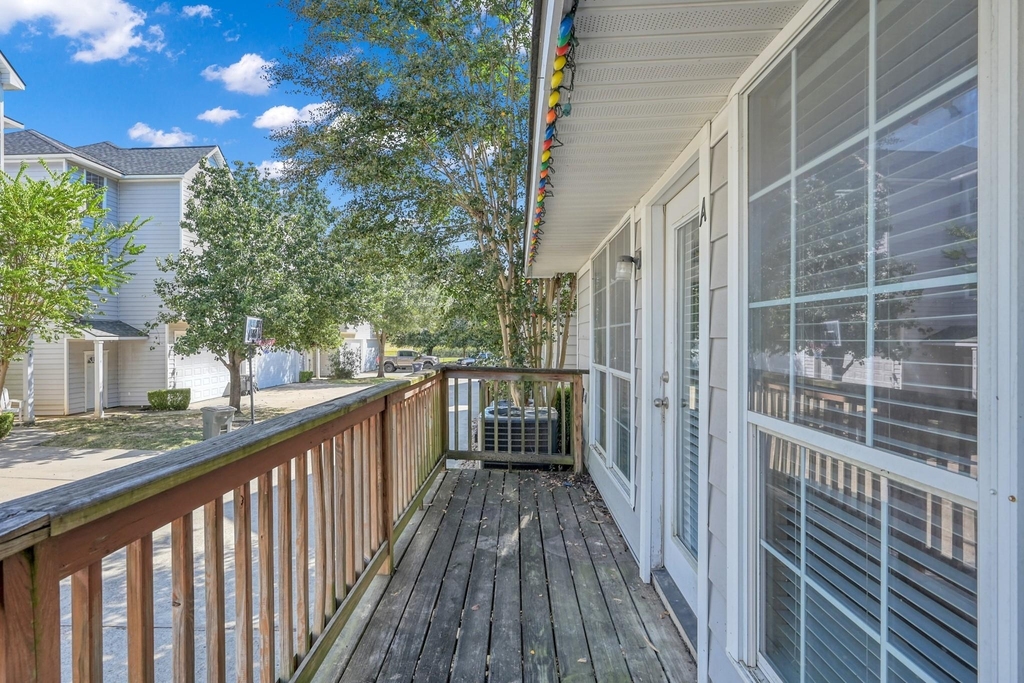 172 Binnacle Ct - Photo 2