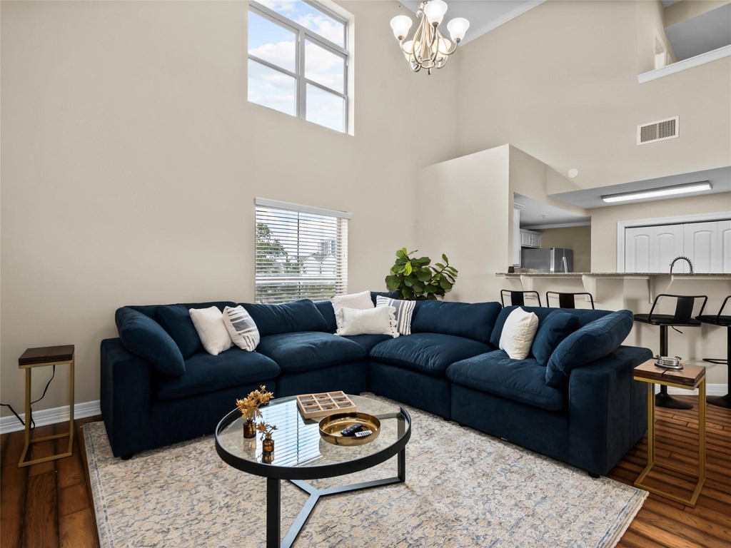 3501 Chenevert Street - Photo 7