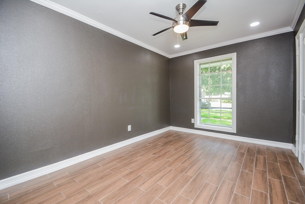 12315 Maxim Drive - Photo 39