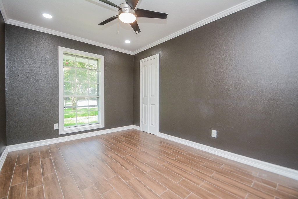12315 Maxim Drive - Photo 24