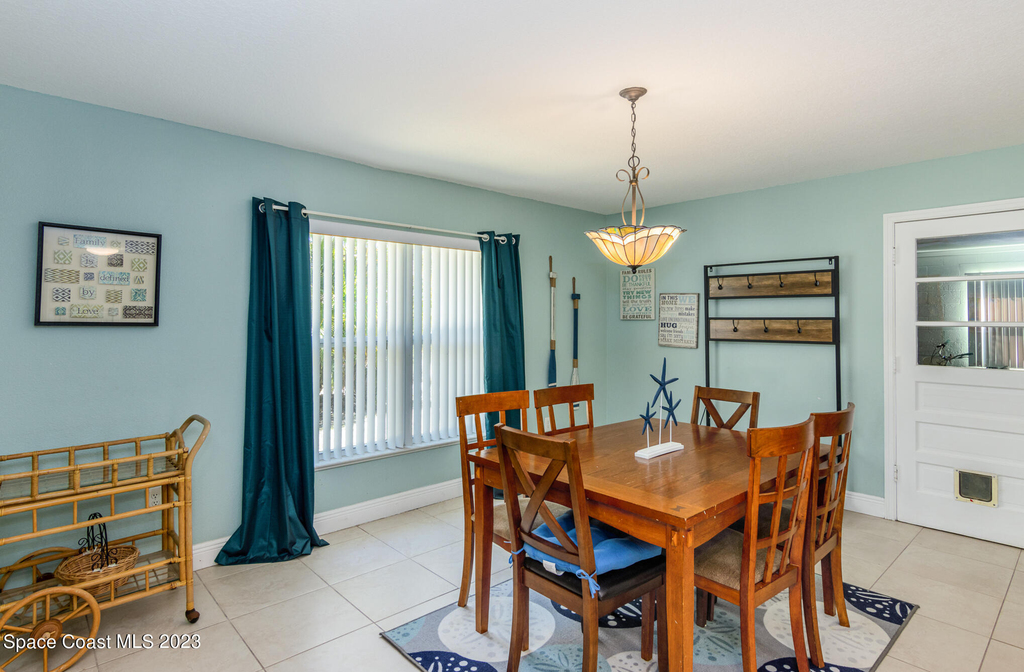 187 Jamaica Drive - Photo 10