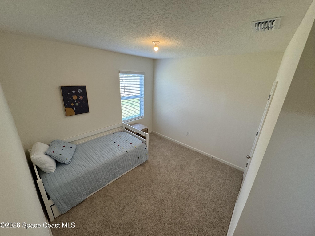1349 Ashford Avenue Ne - Photo 7