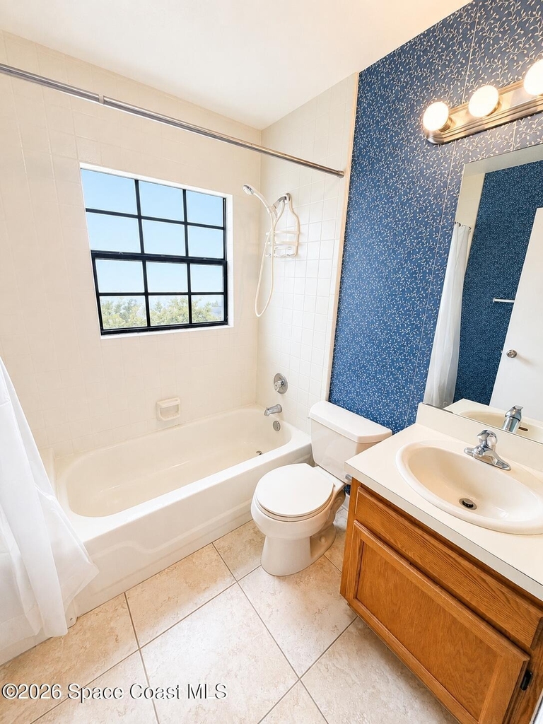1300 Arlington Lane Ne - Photo 9