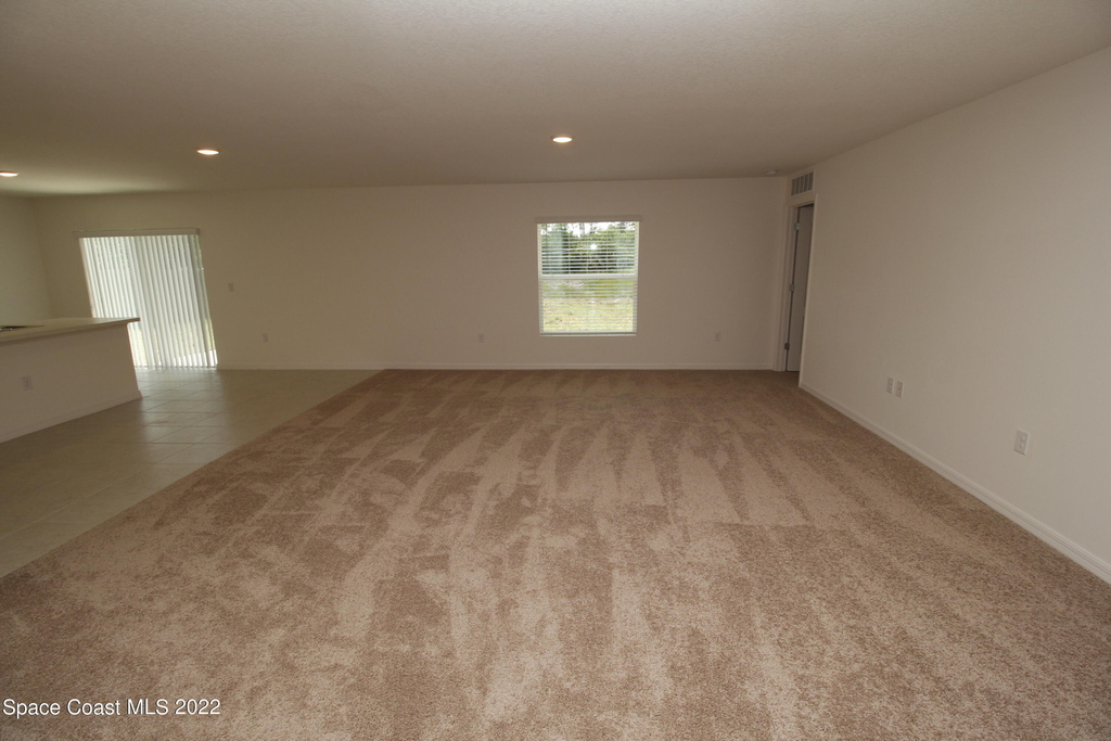 1450 Traverse Street Se - Photo 4