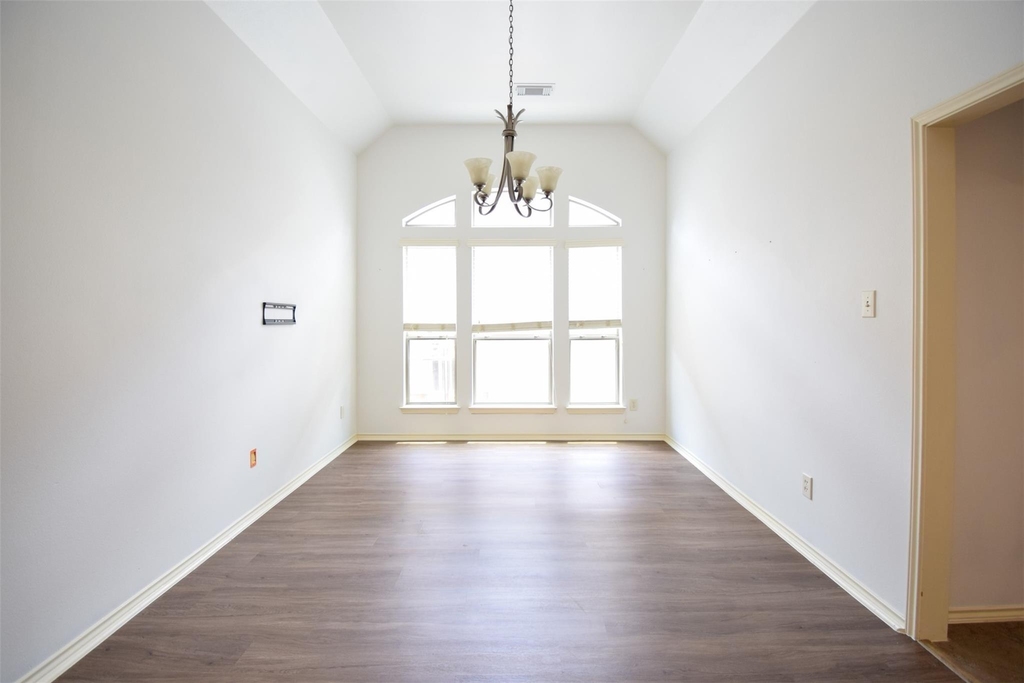 1511 Eden Meadows Drive - Photo 7