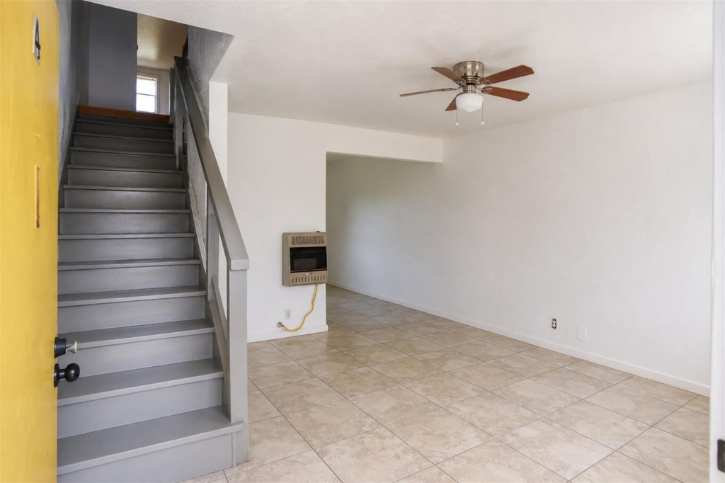 1206 30th Street - Photo 1