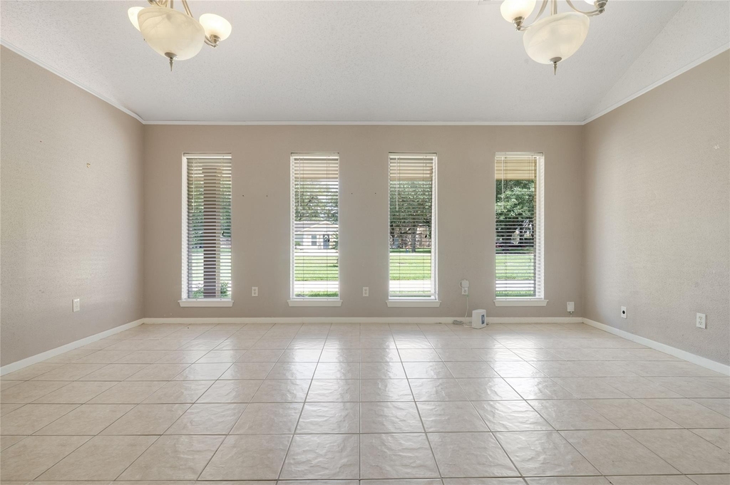 2808 Morenci Street - Photo 7