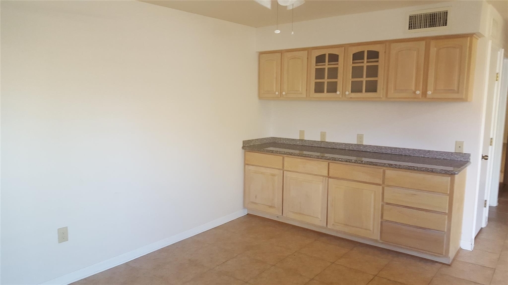 7523 Beaudelaire Circle - Photo 4