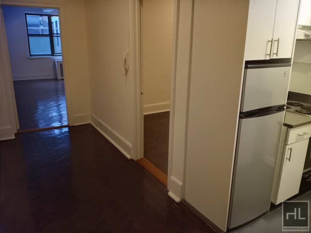 West 73rd Street - Photo 2