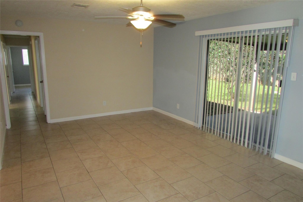 1611 Chippawa Lane - Photo 5
