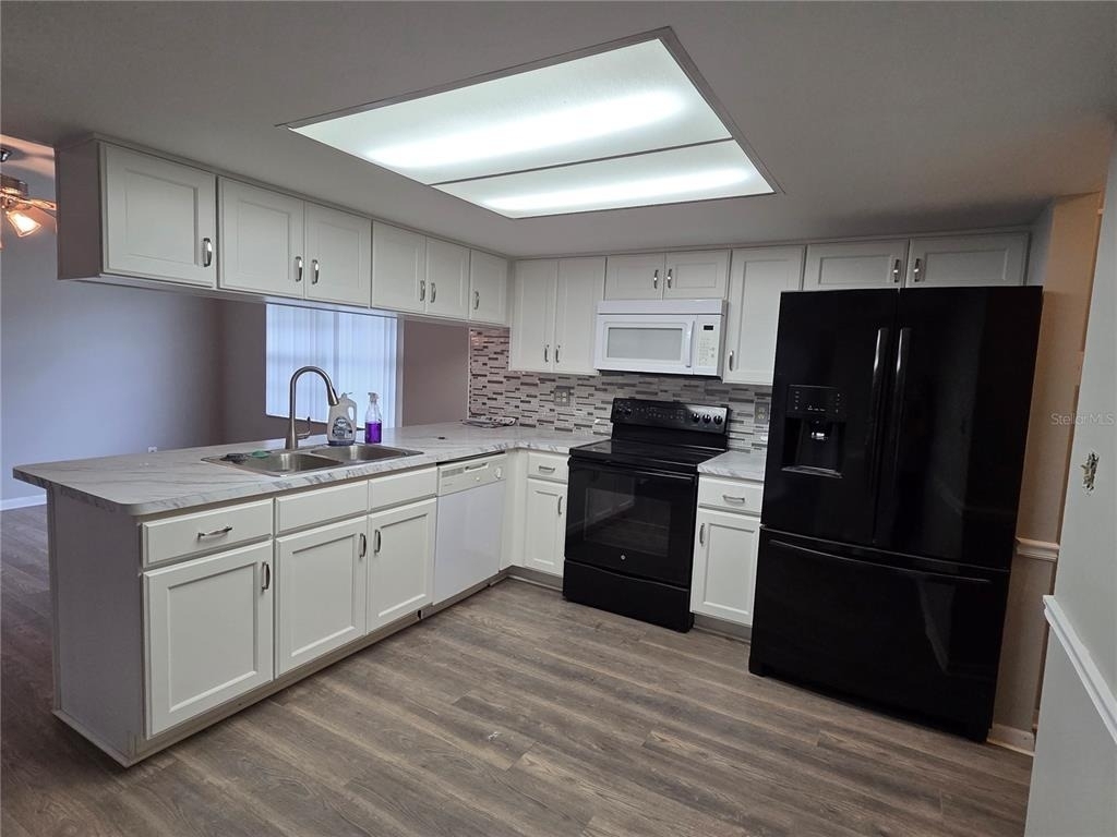 7005 Pin Cherry Lane - Photo 5
