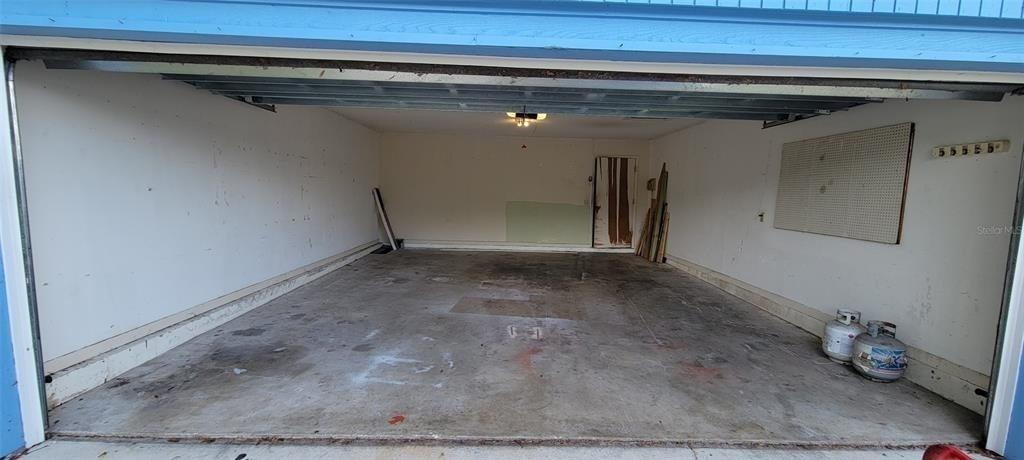 1425 Ne Old Mill Drive - Photo 1